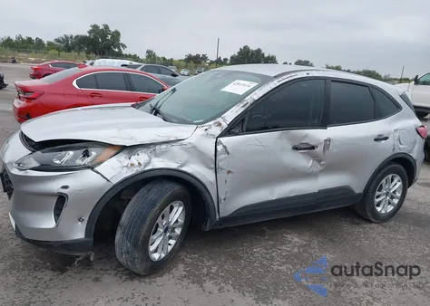 2020 Ford Escape S из США, поврежденный, VIN 1FMCU0F68LUA35701